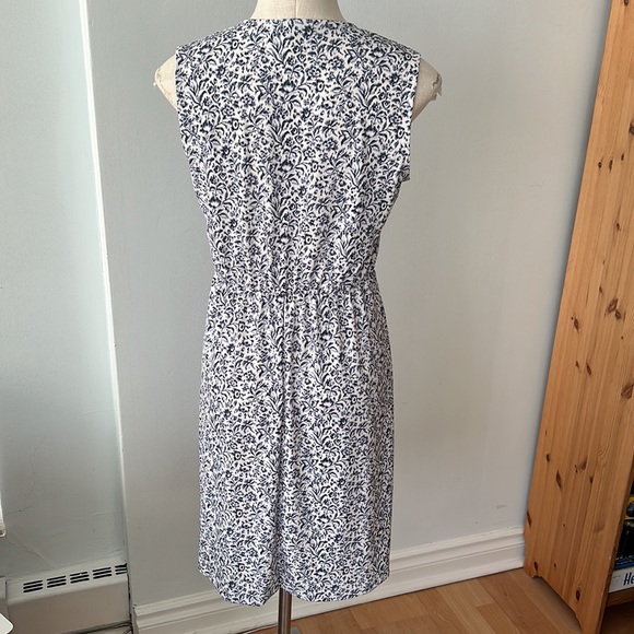 Banana Republic floral print wrap dress small - Picture 7 of 9